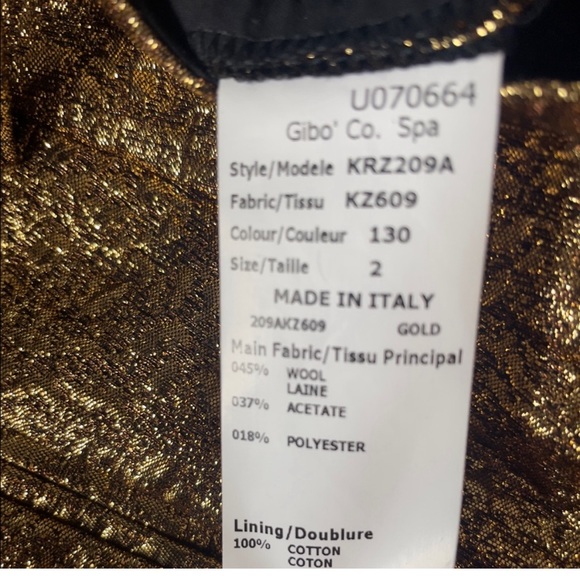 NWT Michael Kors Size 6 Gold Shiny Brocade Women's Short Shorts - Picture 6 of 9